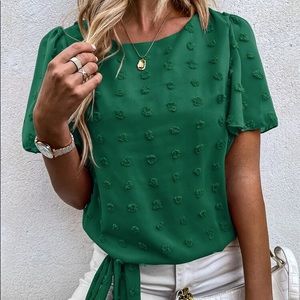 🌲 BOHO DARK GREEN SIDE TIE DOTTED TOP!